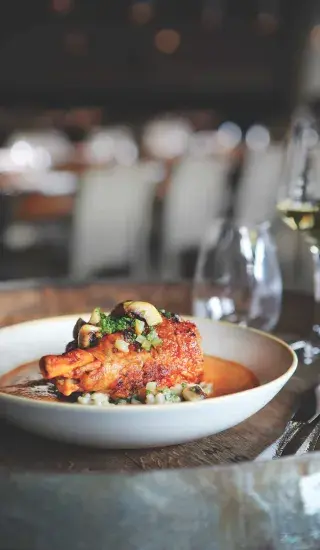 Dušení: Krůtí stehna na paprice