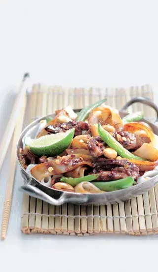 Kuřecí nudle s chilli