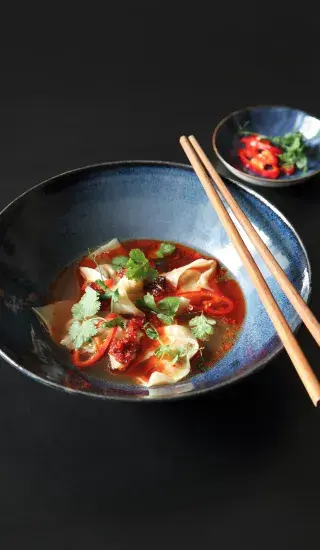 Kuřecí polévka s knedlíčky