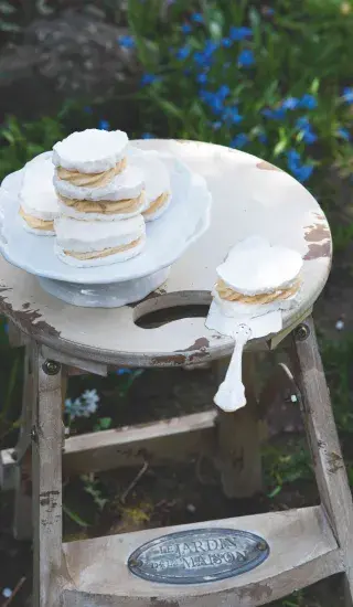 Laskonky s griliášovým krémem