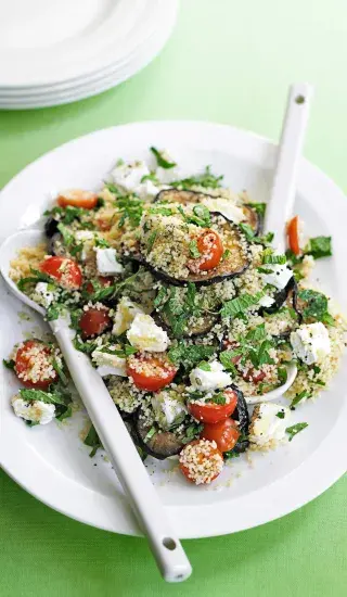 Lilkový salát s kuskusem