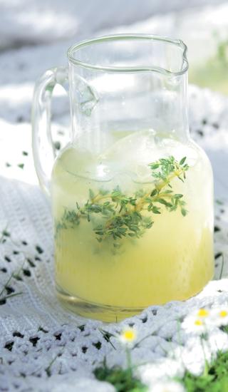 Tymiánová limonáda s vodkou