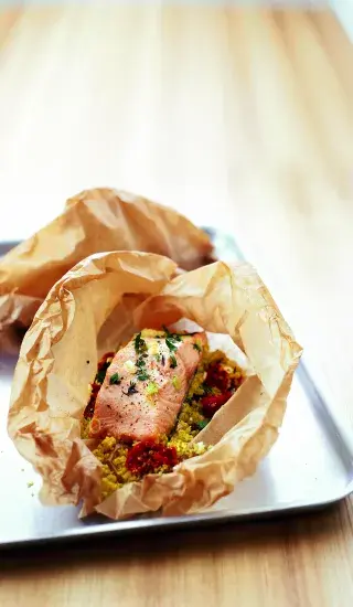 Kořeněný losos v balíčku