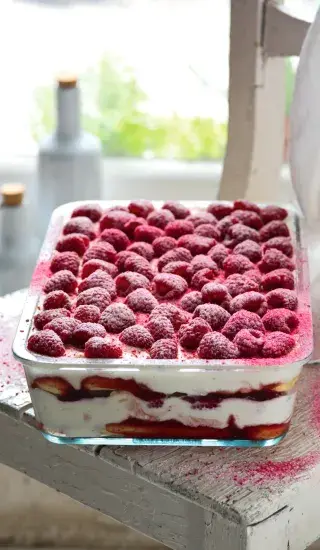 Malinový dezert à la tiramisu