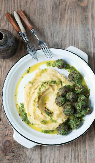 Masové koule & omáčka chimichurri