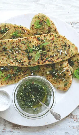 Křupavé placky & pesto z máty