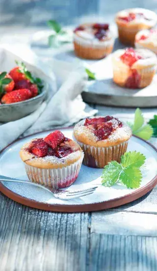  Medovo-jahodové muffiny