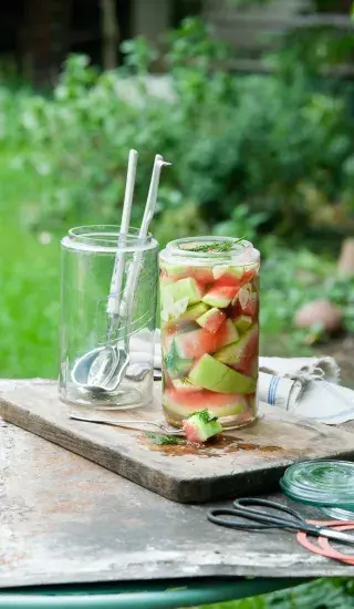 Nakládané melounové ‚slupky‘ à la matjesy