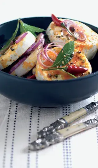 Nakládaný hermelín s jalovcem