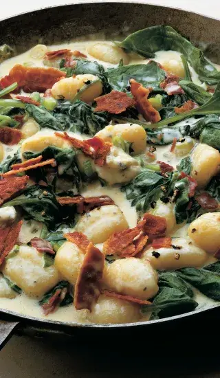 Nočky se dvěma druhy sýra a slaninou