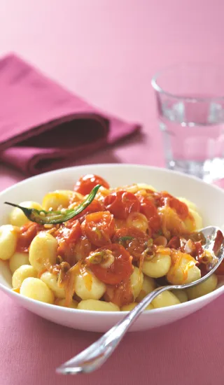 Noky s omáčkou arrabbiata