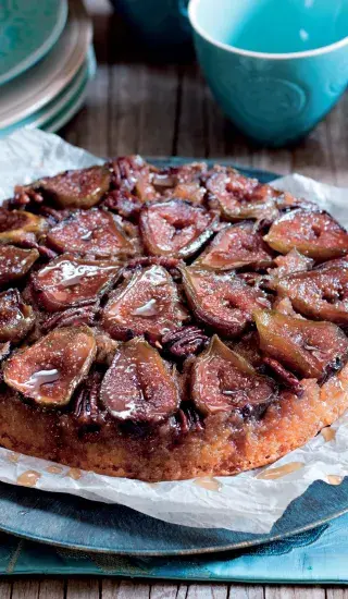 Obrácený fíkový dort