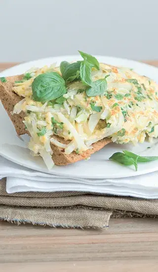 Omeleta s černou ředkví