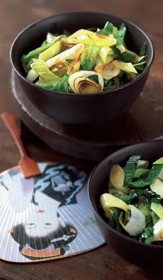 Osmahnutý pórkový salát