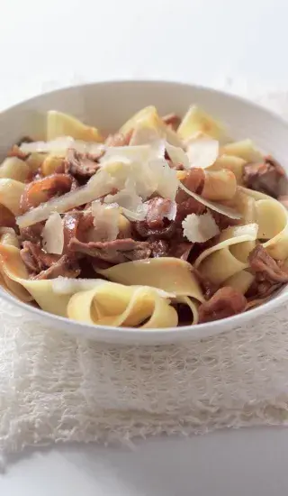 Pappardelle s telecím ragú