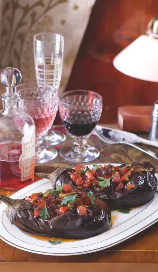 Pečený plněný lilek