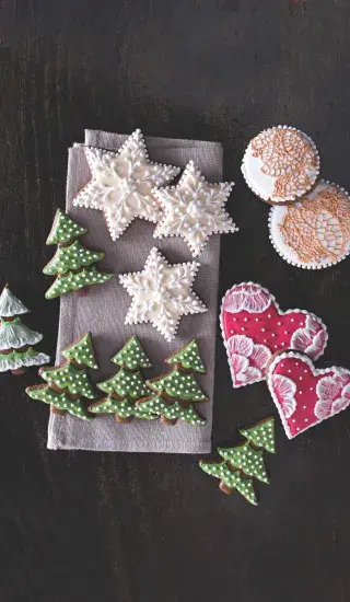 Perníčky s bílkovou polevou