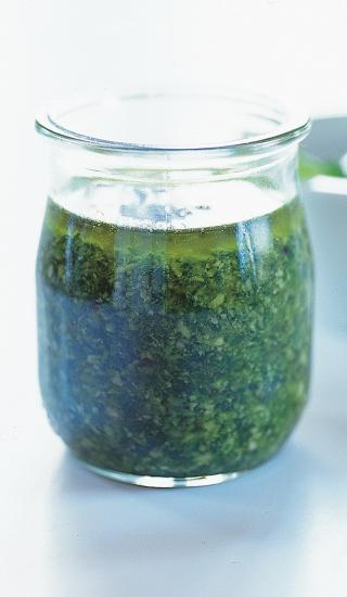 Bazalkové pesto