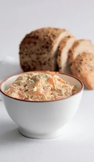 Pestrá pomazánka z tvarohu