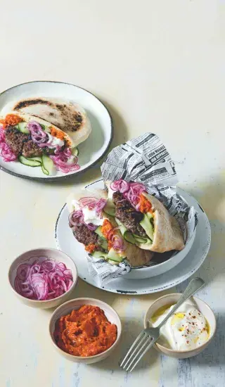 Pljeskavica v chlebu