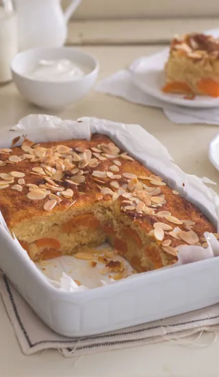 Meruňkový koláč z podmáslí