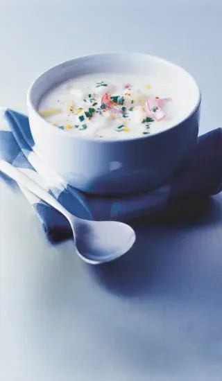 Hustá polévka z uzené ryby