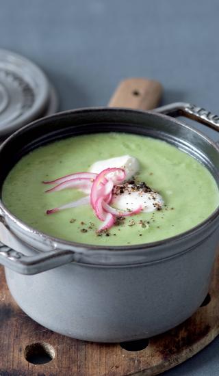 Polévka guacamole