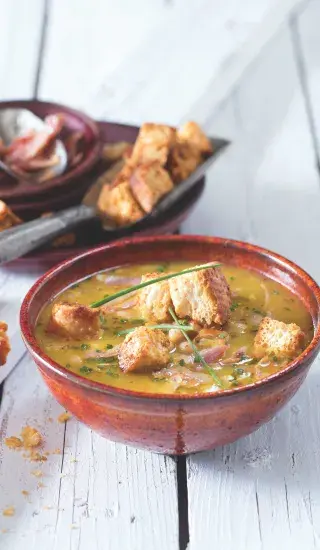 Polévka z bílých fazolí