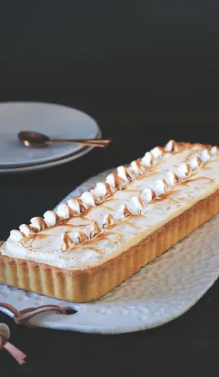 Pomerančový meringue páj