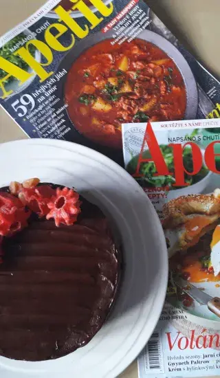 Čokoládový dort s ganache a šampaňským krémem