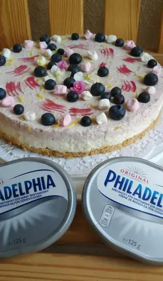 Předjarní dvoubarevný cheesecake
