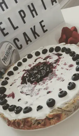 Makový New York cheesecake