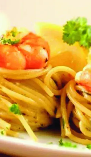 Cestoviny s krevetami a citrónom