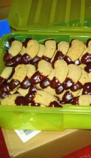 Ořechové rohlíčky "foukané"