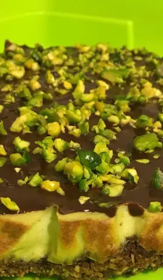 Pistáciový cheesecake