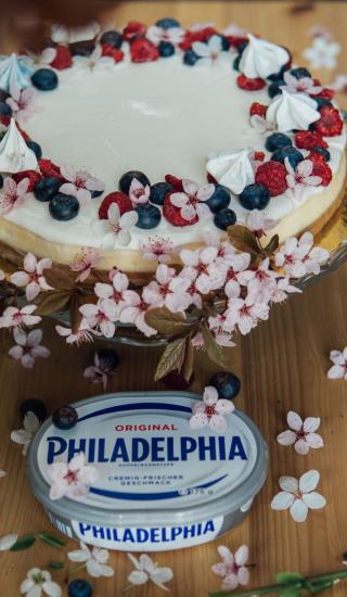 Vanilkový cheesecake s ovocem