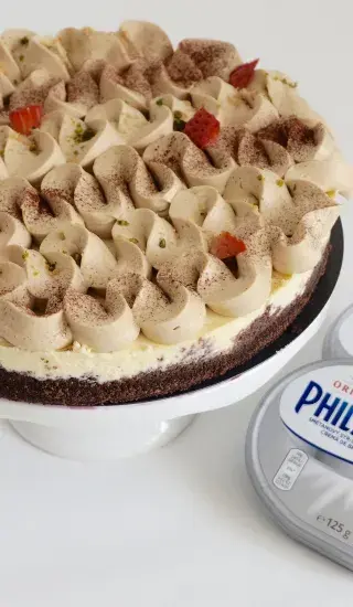 Cheesecake s kávovým ganache