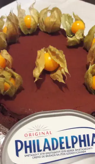 Čokoládový cheesecake s třtinovým cukrem a kávou