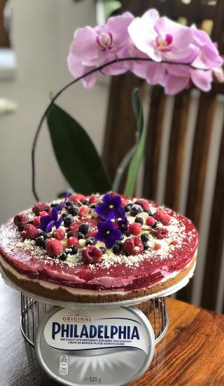Cheesecake s malinami