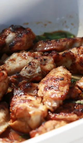 KUŘECÍ KŘÍDLA S TYMIÁNEM