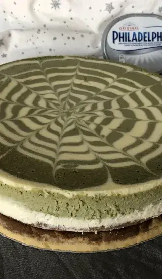 Matcha cheesecake (KitKat edition)