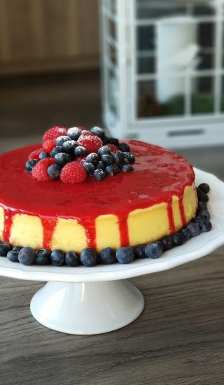 Tradičný cheescake s malinami