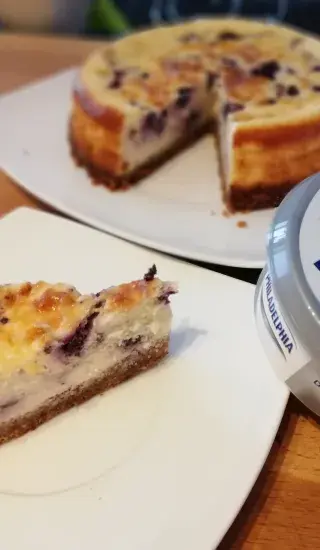 Borůvkový cheesecake bez cukru