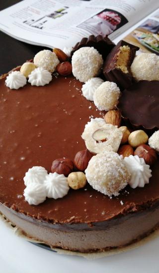 Veganský dort s nutellou k 15. narozeninám Apetit
