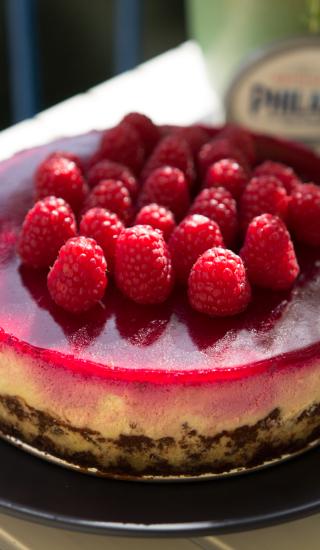 Cheesecake s červenou řepou
