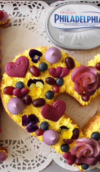 Letter cheesecake