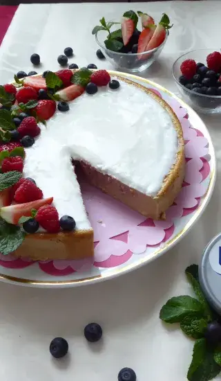 Malinový cheesecake bez korpusu a lepku