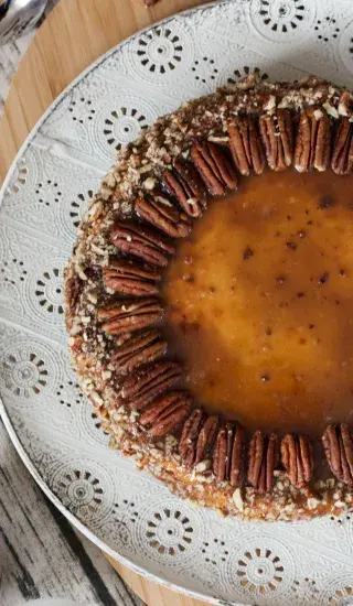 Cheesecake s pekanovými ořechy