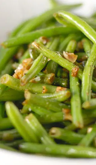 Fazolkové lusky na smetaně