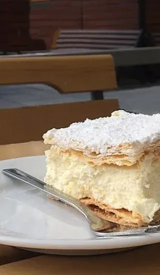 Mraky z odpalovaného těsta